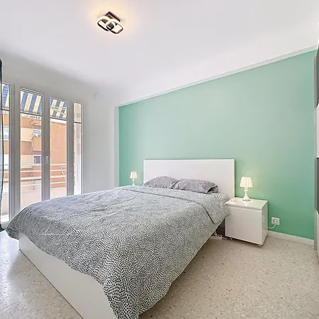 Apartment Cozy In Antibes